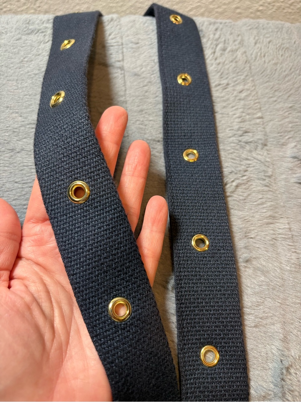 Clare V Navy crossbody straps with grommets - Picture 3 of 6